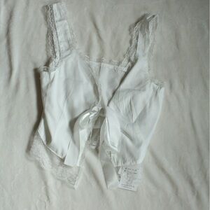 Chic White Lace Women's Chemise